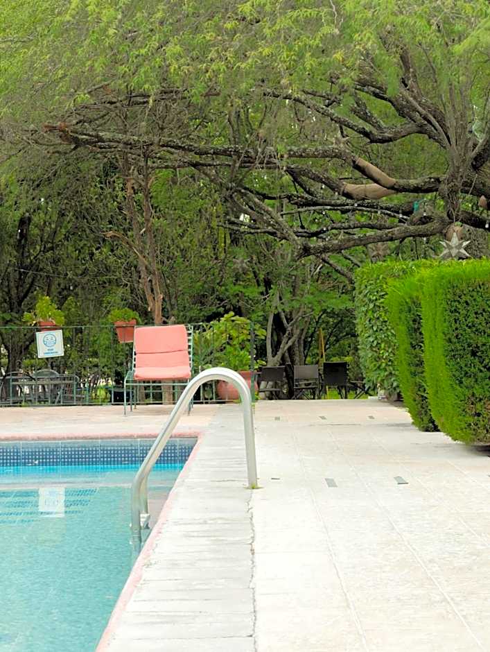 Atotonilco Hotel & Club