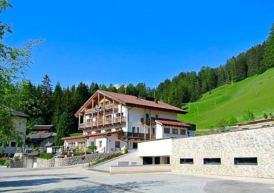 Apartments & Garnì Pre Da Nai