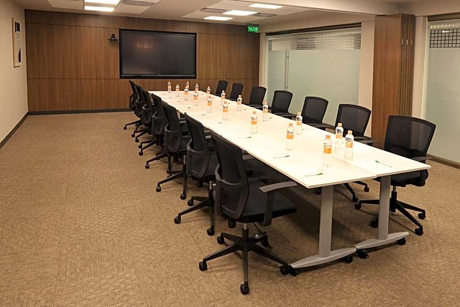 Holiday Inn Hotel & Suites Mexico Medica Sur By IHG