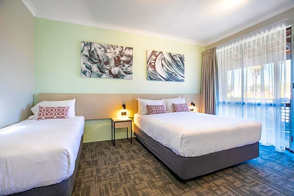 Nightcap at Wanneroo Tavern