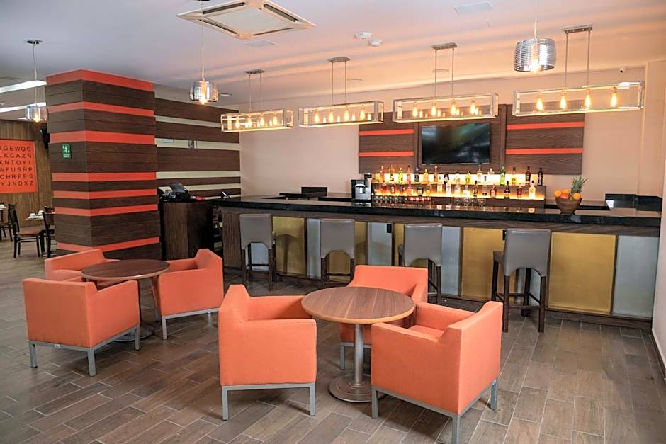 Courtyard by Marriott Guadalajara Andares