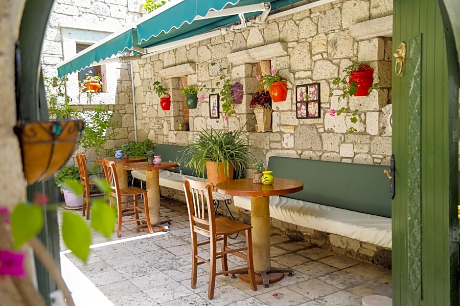 Apaz Alacati Hotel
