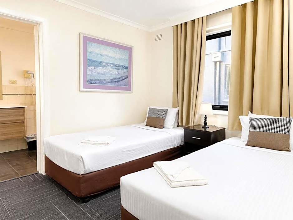 City Edge East Melbourne Apartment Hotel