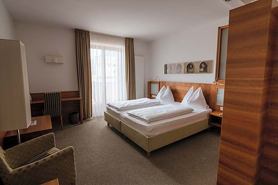 Hotel Clara