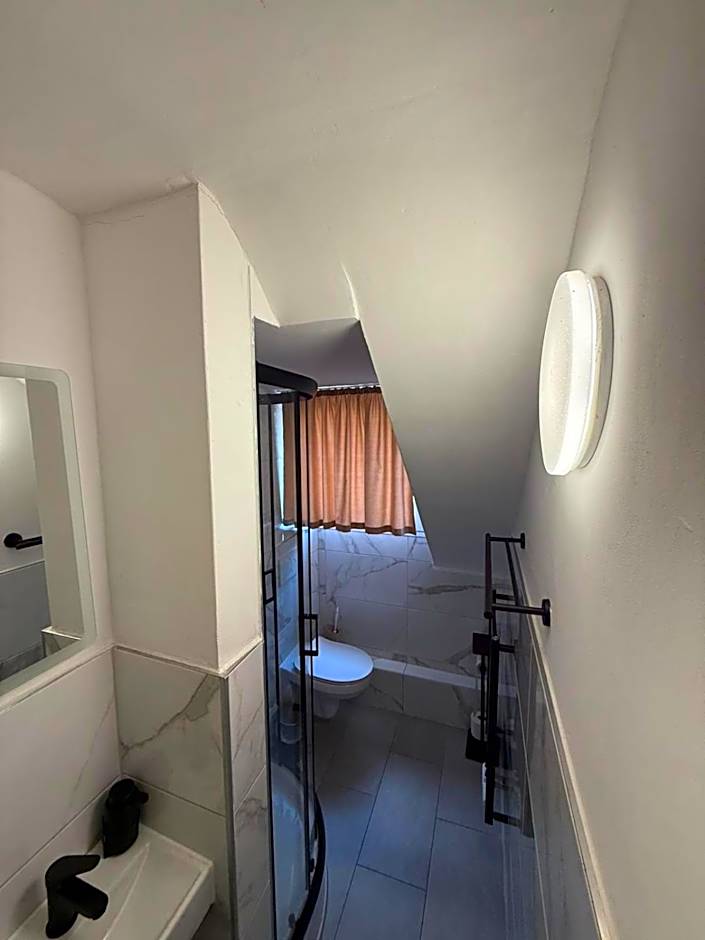 Niehler Hotel