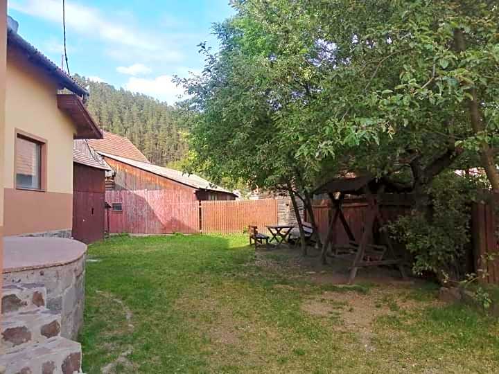 Egyszerű és nagyszerű Hostel