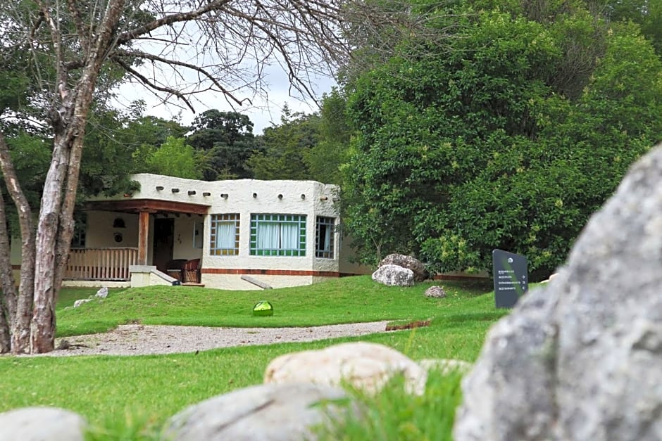 Hotel Bosques del Sol Suites