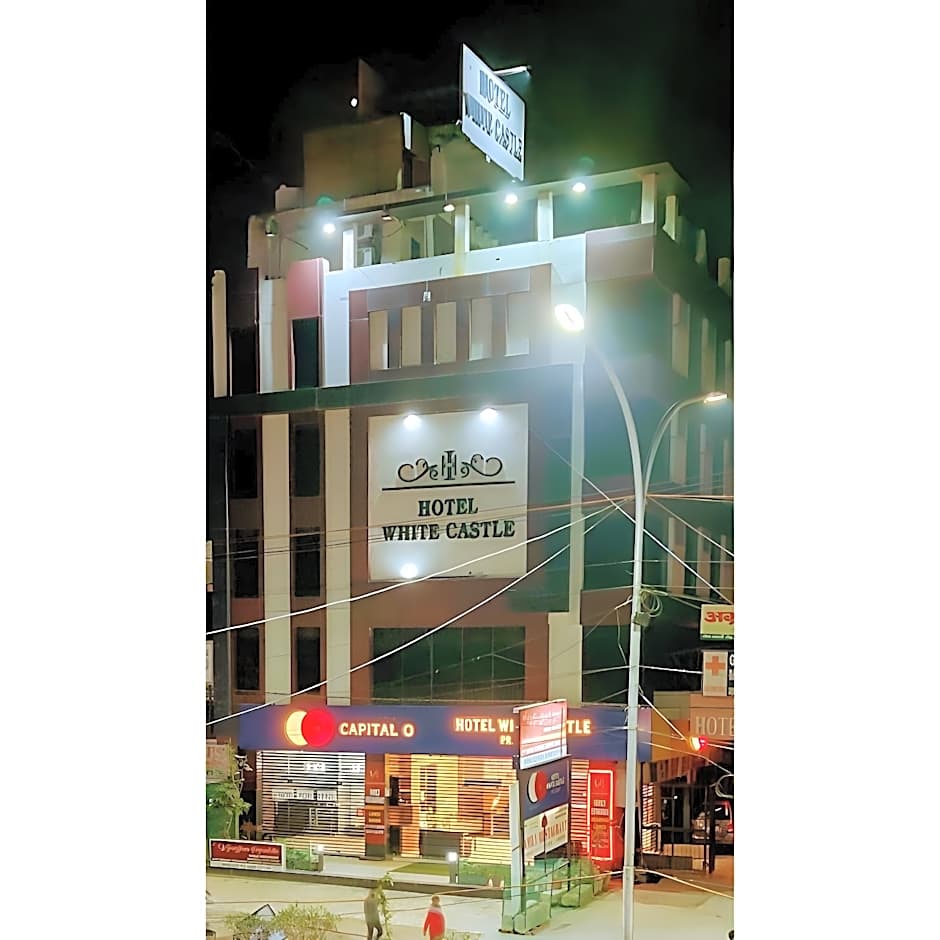 Hotel White Castle