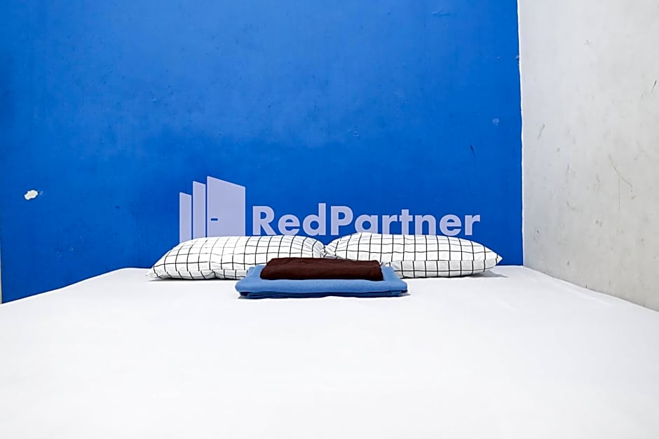 Cosmo Tanjung Duren Mitra RedDoorz