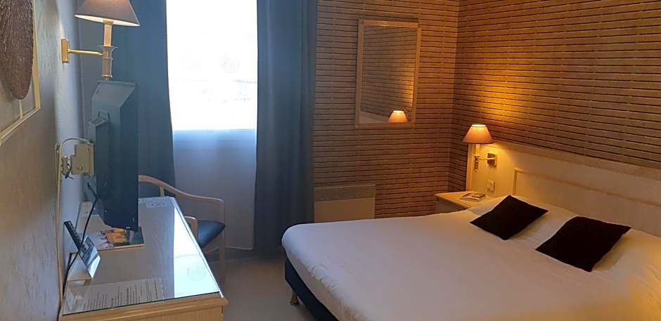 Logis L'Auberge Bourbonnaise - Vichy sud