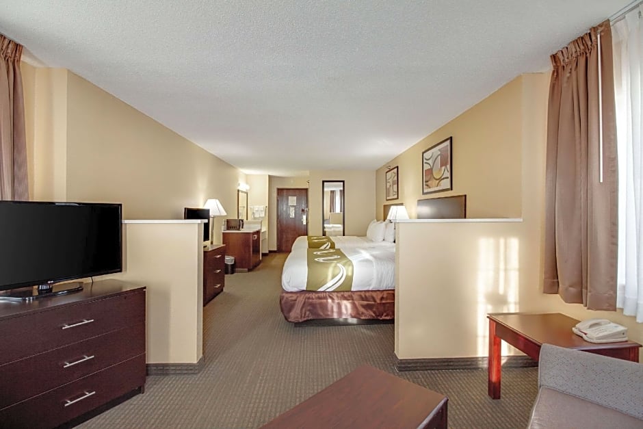 Quality Inn & Suites Lincoln North
