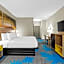 Days Inn & Suites by Wyndham Union City