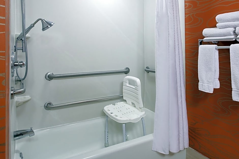 Holiday Inn Express Richmond-Brandermill-Hull Street, an IHG Hotel