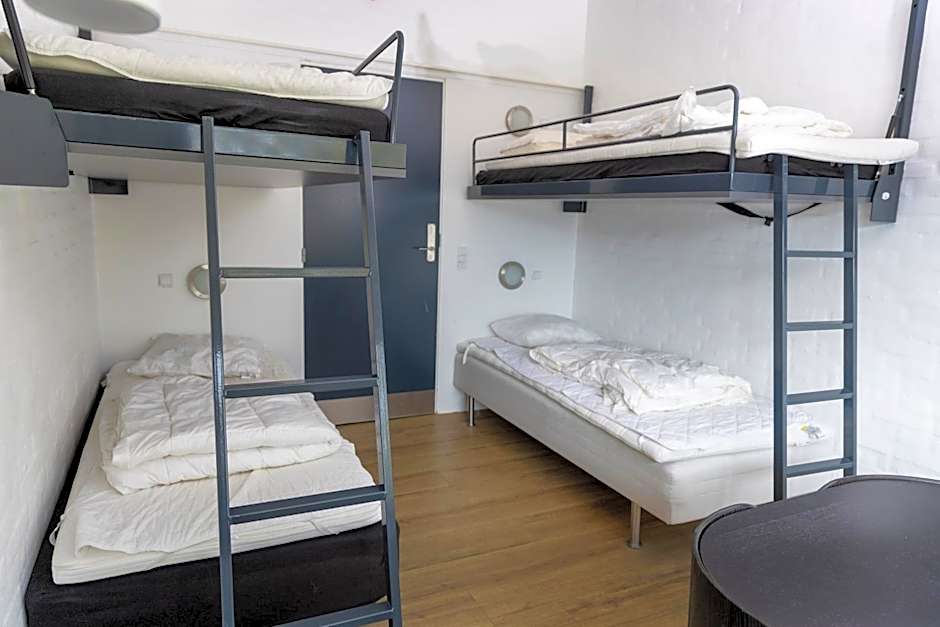 Dana Cup SportsCenter