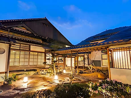 EN Takeda Castle Town Hotel