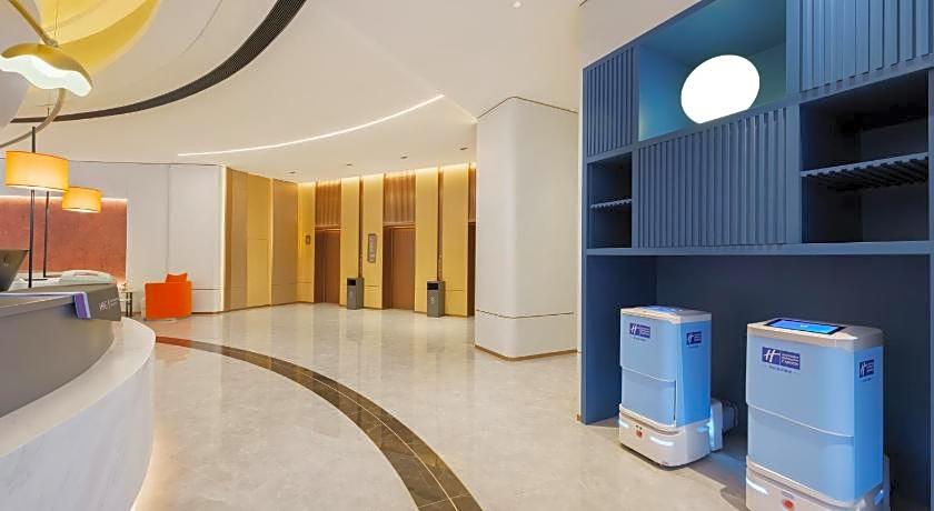 Holiday Inn Express Dalian City Center