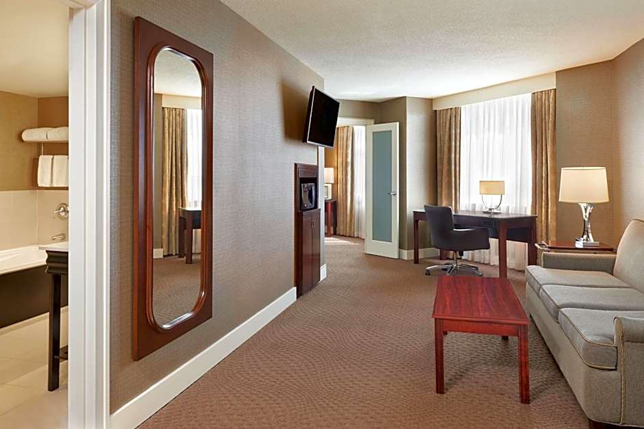 Sheraton Parkway Toronto North Hotel & Suites