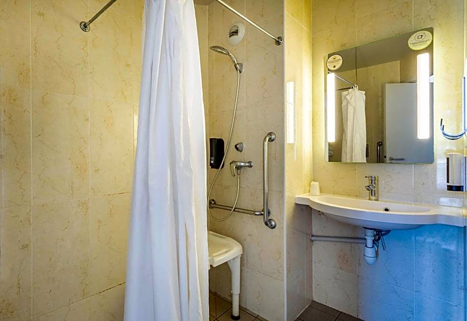 B&B HOTEL Toulon Ollioules