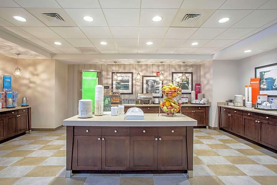 Hampton Inn By Hilton Philadelphia/Voorhees