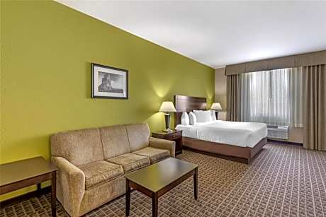 King Room with Sofa Bed - Non-Smoking