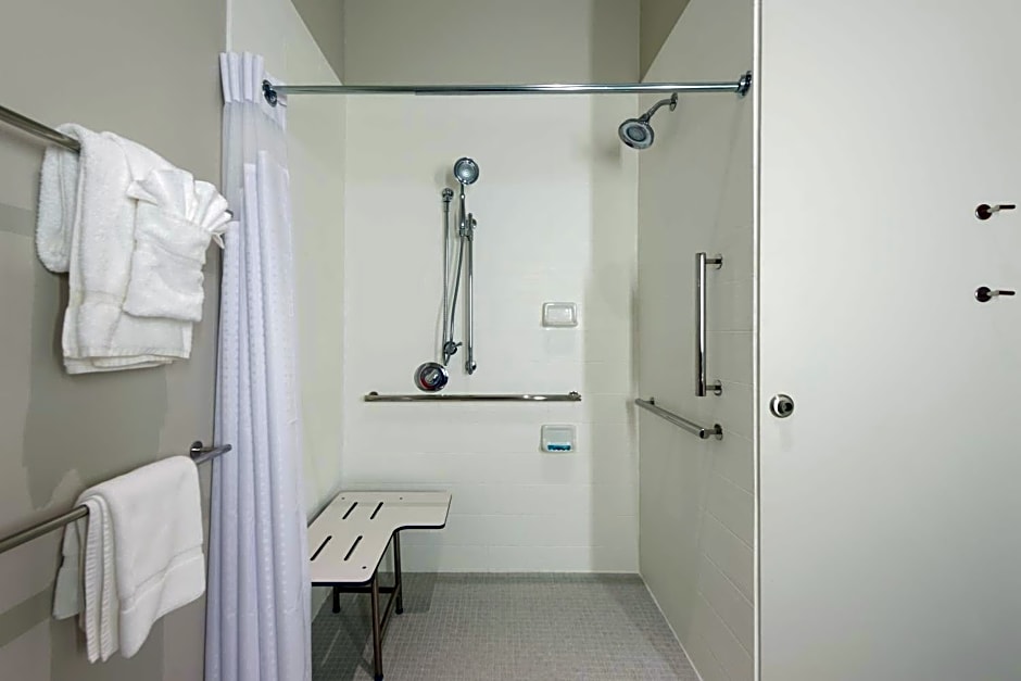 Holiday Inn Express Troy, an IHG Hotel