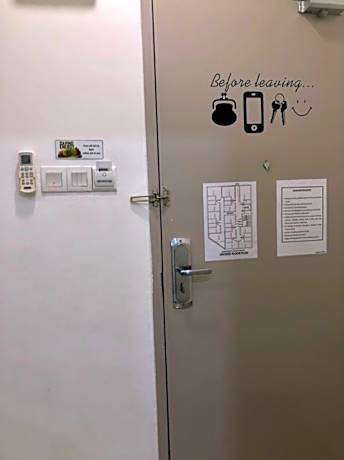 Standard Queen Room