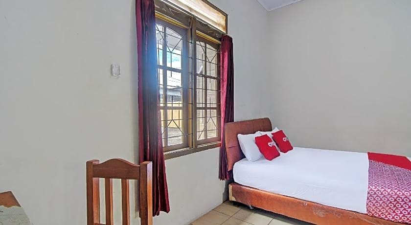 OYO 92041 Hotel Borneo