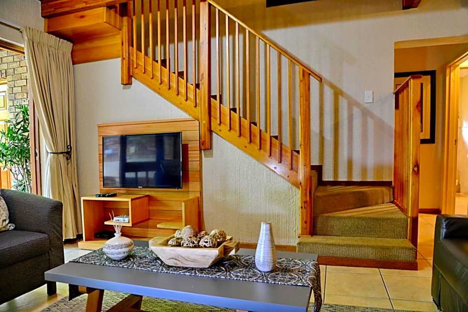 Cambalala - Luxury Units - in Kruger Park Lodge - Serviced Daily, Free Wi-Fi