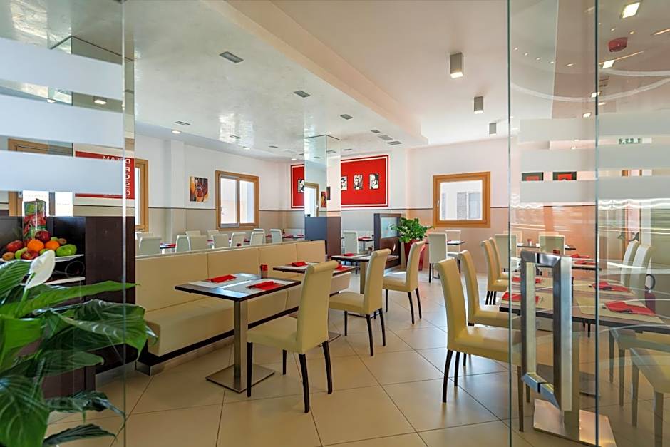Kairos Garda Hotel