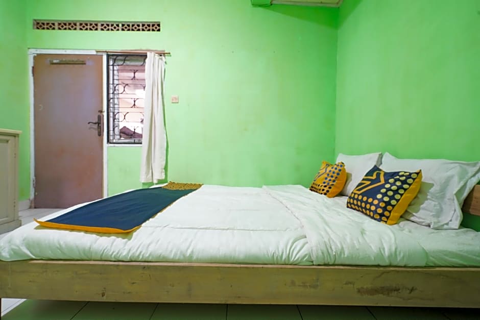 SPOT ON 91543 Pondok Denki 11