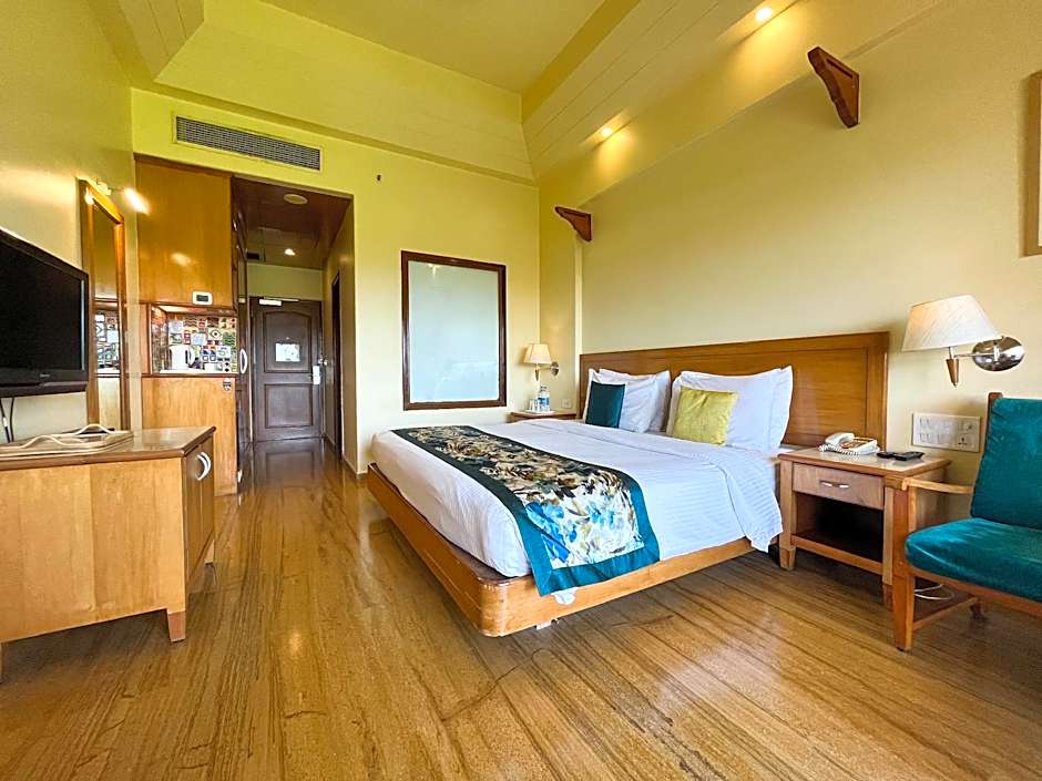 Acron Candolim Regina