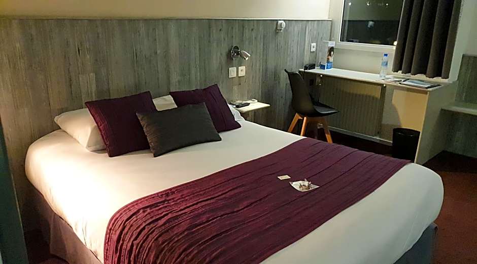 Brit Hotel Dak Hotel