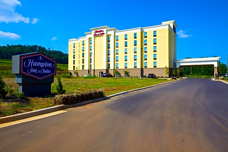 Hampton Inn and Suites Adairsville/Calhoun Area