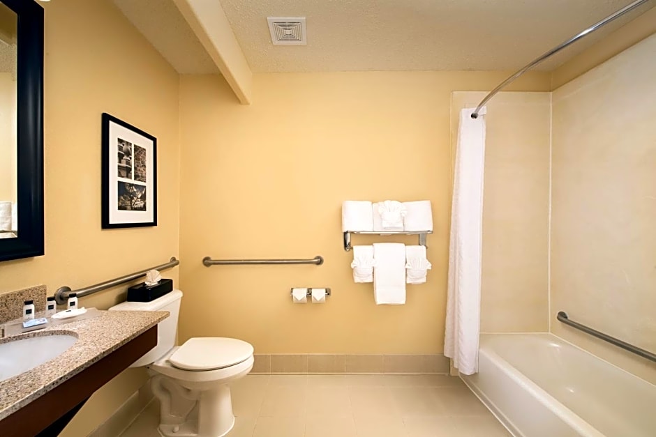 Country Inn & Suites by Radisson, Houston Airport East