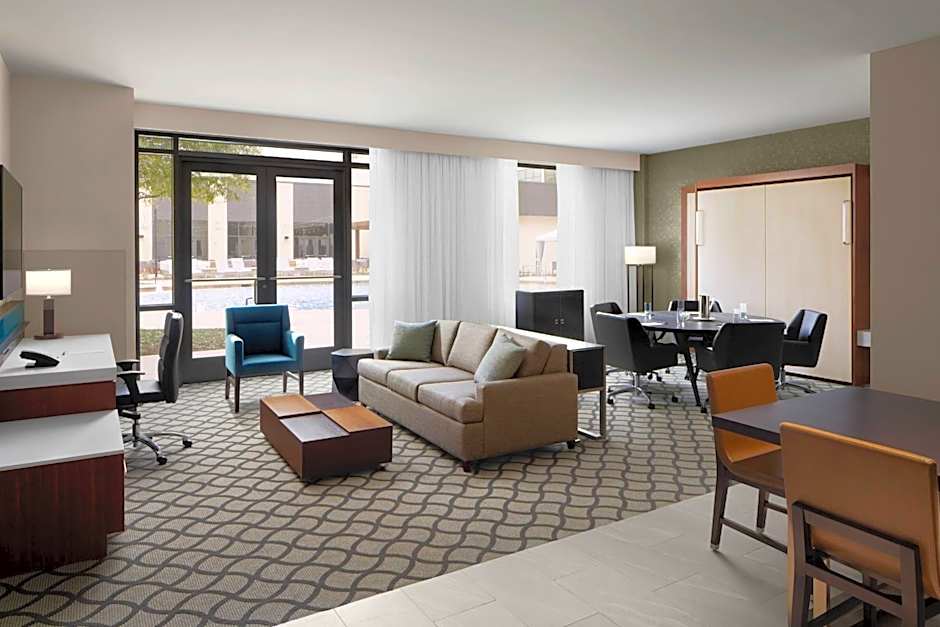 Marriott Dallas Allen Hotel & Convention Center