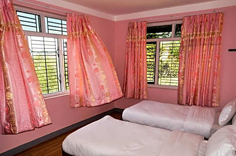 Twin Room with Shared Bathroom