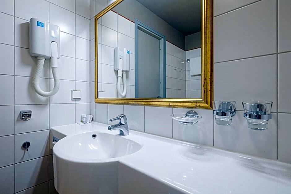 Grand Hotel Viljandi