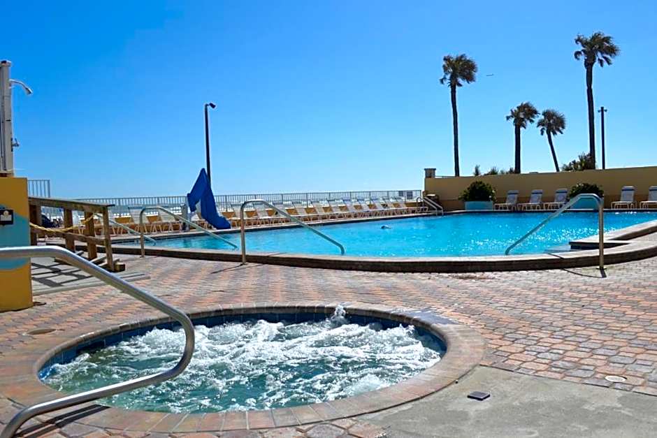 Daytona Beach studio condo with beautiful Ocean view