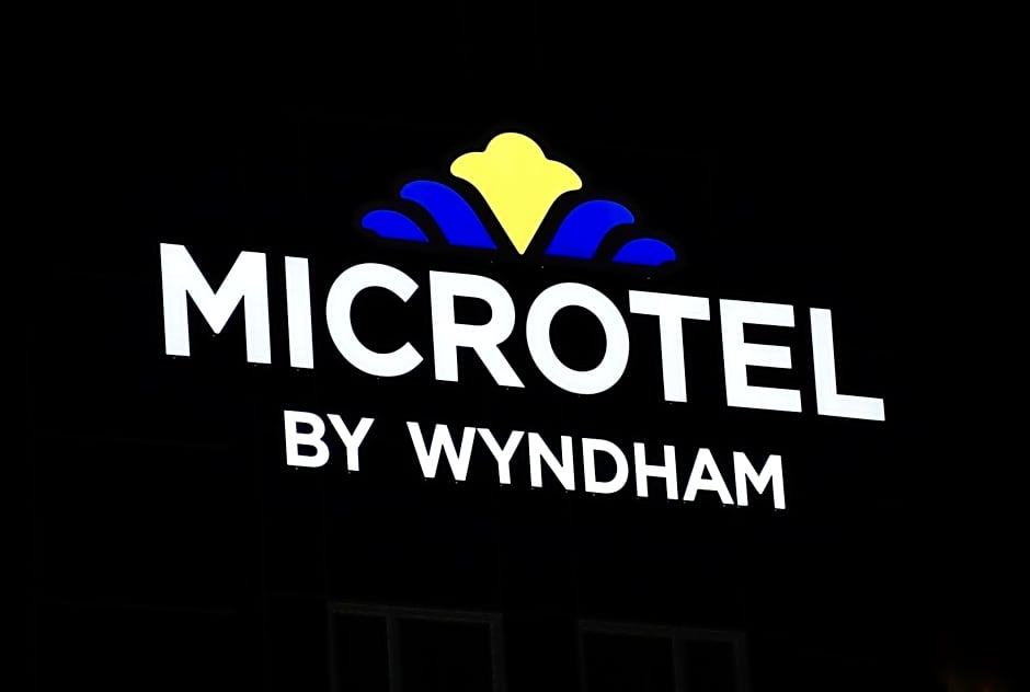 Microtel Inn & Suites by Wyndham Kingsland Naval Base I-95