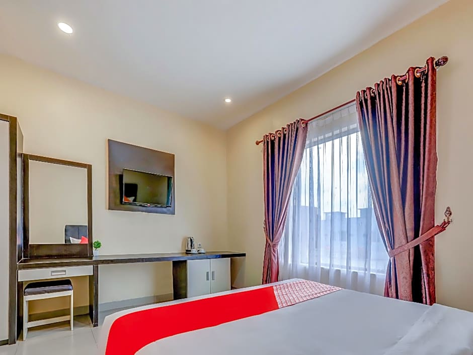 Collection O 90050 Raz Hotel And Convention Syariah