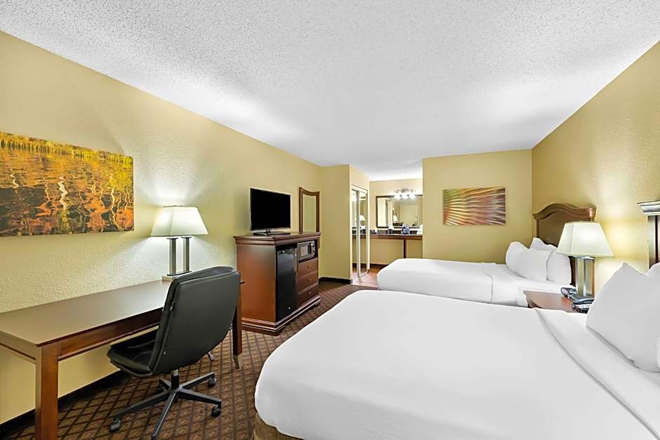  Best Western Coach House