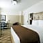  The New Yorker Hotel