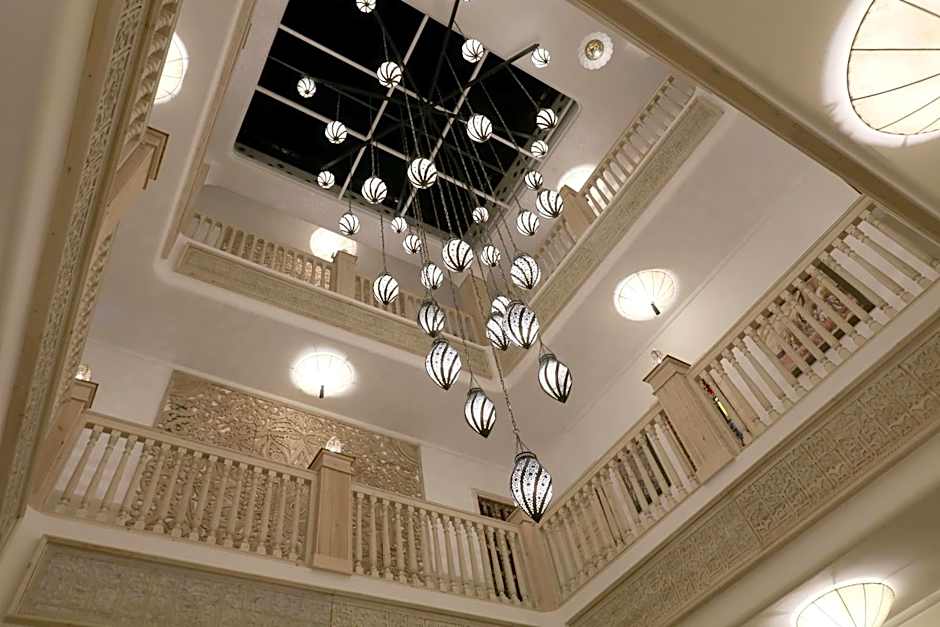 Riad Wazani Square & SPA