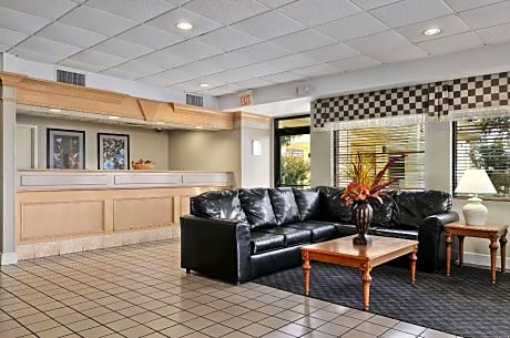 Days Inn by Wyndham Forrest City