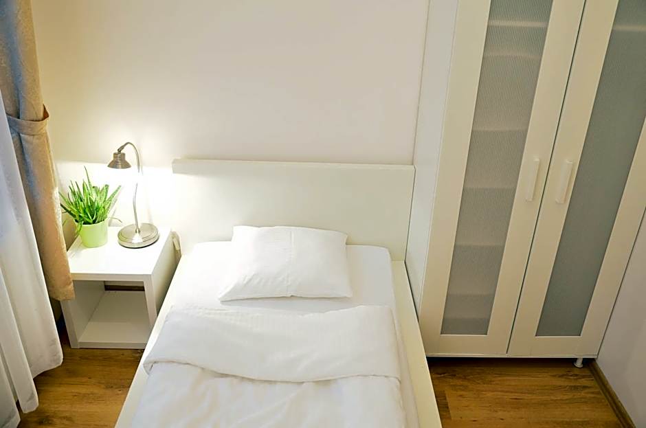 WenderEDU Business Center