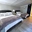 Beautiful one bedroom oceanfront condo