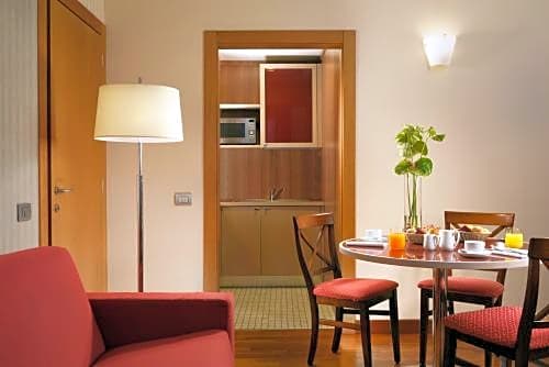 UNAWAY Hotel & Residence Quark Due Milano