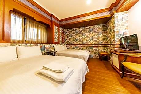 Standard Quadruple Room