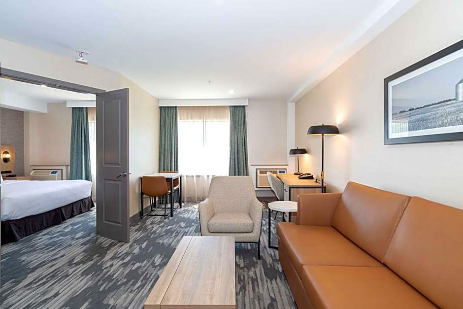 Sandman Hotel & Suites Regina