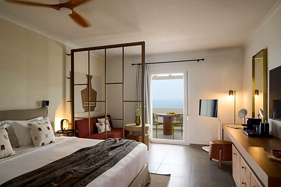 Golden Milos Beach Ηouse by Domotel